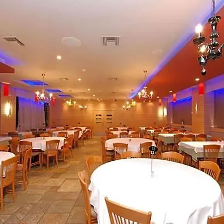 ホテル Antoniadis カランバカ