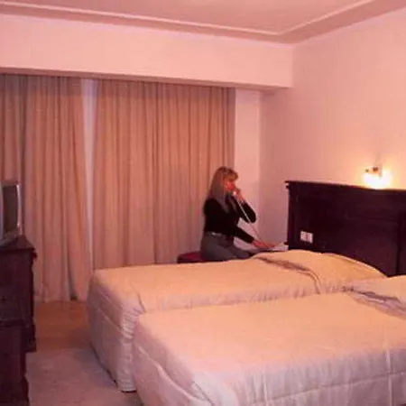 מלון Antoniadis 4*
